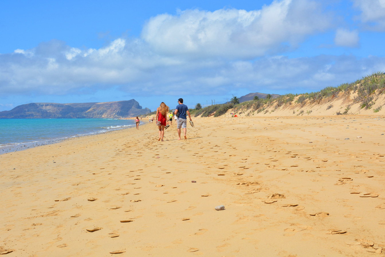 Find_Madeira_porto-santo-casal_1344x897